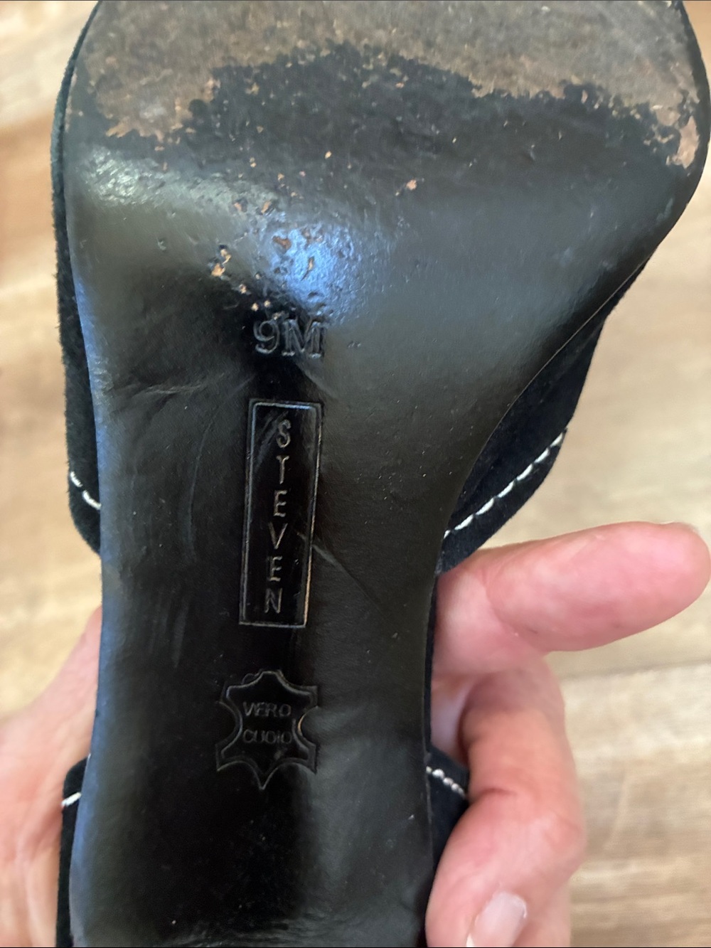 SEXY!!! Steven by Steve Madden Black Suede Pointed Studded D'Orsay Pumps size 9 - Picture 3 of 8